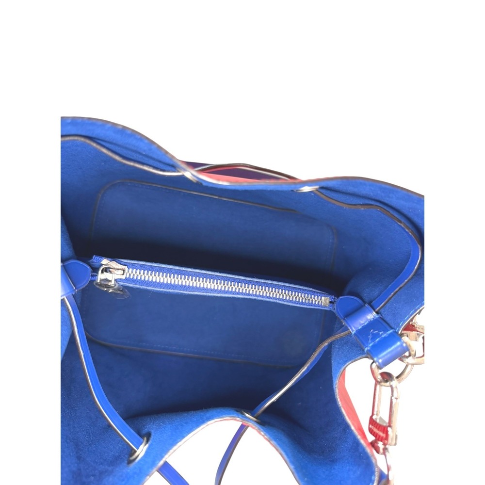 Louis Vuitton NeoNoe MM Epi Leather Red Blue Bucket Bag Shoulder Crossbody - Picture 6 of 16